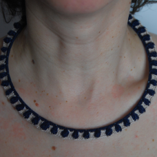 Pompon necklace